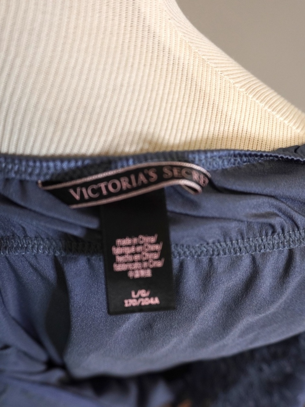 Victoria Secret Laced/Silk Top, Size L - Picture 4 of 4
